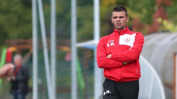 Старши треньорът на ЦСКА 1948 Валентин Илиев определи група от